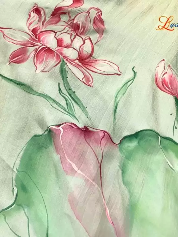 Khăn lụa vuông tơ tằm màu xanh lá vẽ hoa