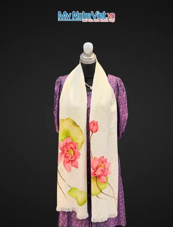 Khăn lụa đũi họa tiết hoa vẽ tay 100% silk cao cấp