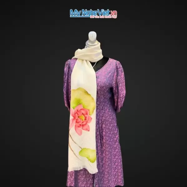 Khăn lụa đũi họa tiết hoa vẽ tay 100% silk cao cấp