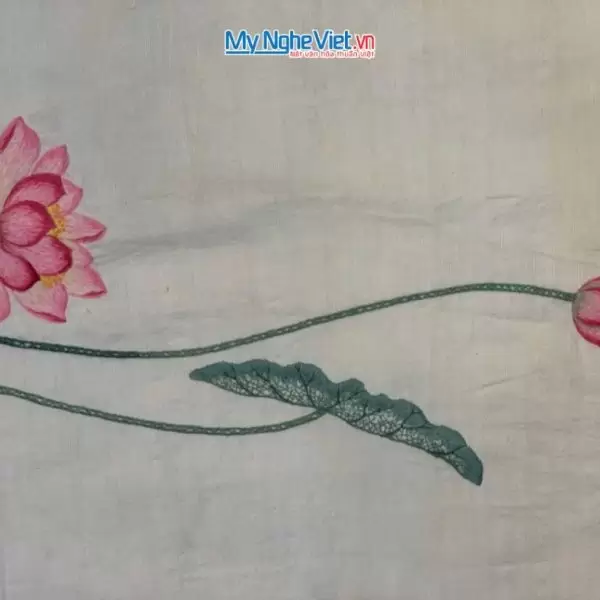 Khăn lụa đũi họa tiết hoa sen thêu tay màu trắng 100% silk cao cấp
