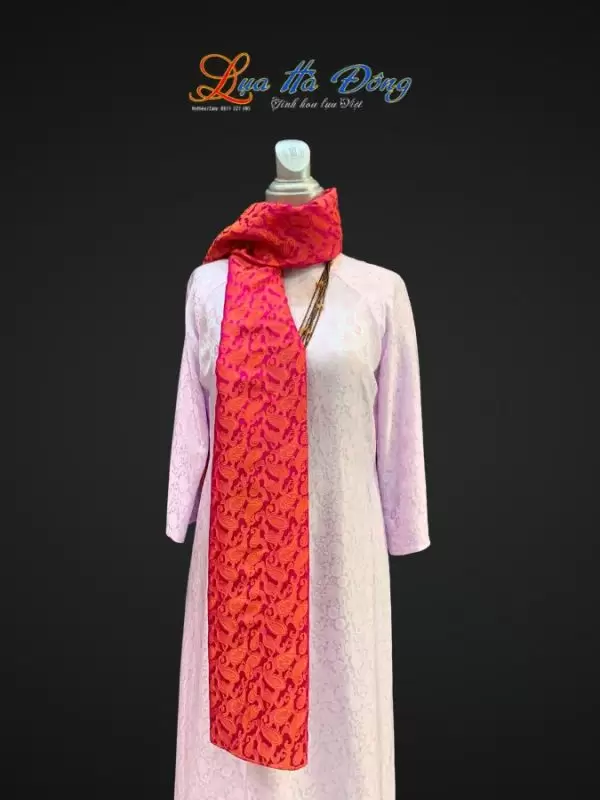 Khăn lụa tơ tằm dài họa tiết đuôi công hồng cam