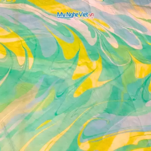 Khăn Lụa Vuông Thủy Ấn Tơ Tằm Màu Xanh Lá