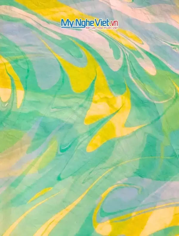 Khăn Lụa Vuông Thủy Ấn Tơ Tằm Màu Xanh Lá