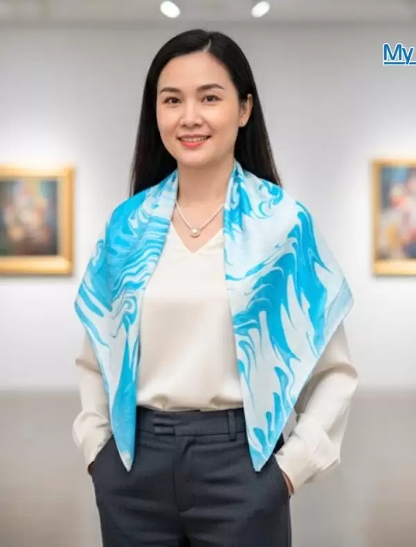 Khăn Lụa Vuông Thủy Ấn Tơ Tằm Màu Xanh