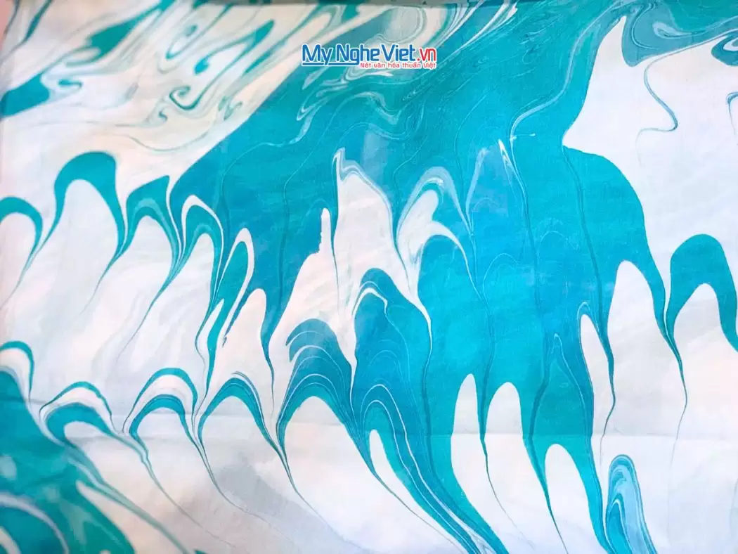 Khăn Lụa Vuông Thủy Ấn Tơ Tằm Màu Xanh