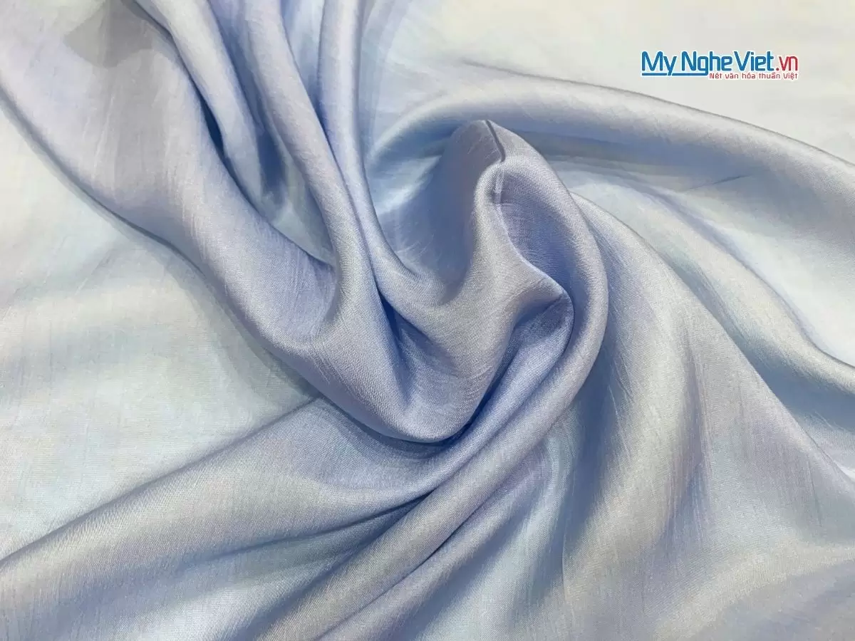 Khăn lụa vuông tơ tằm trơn màu xanh dương