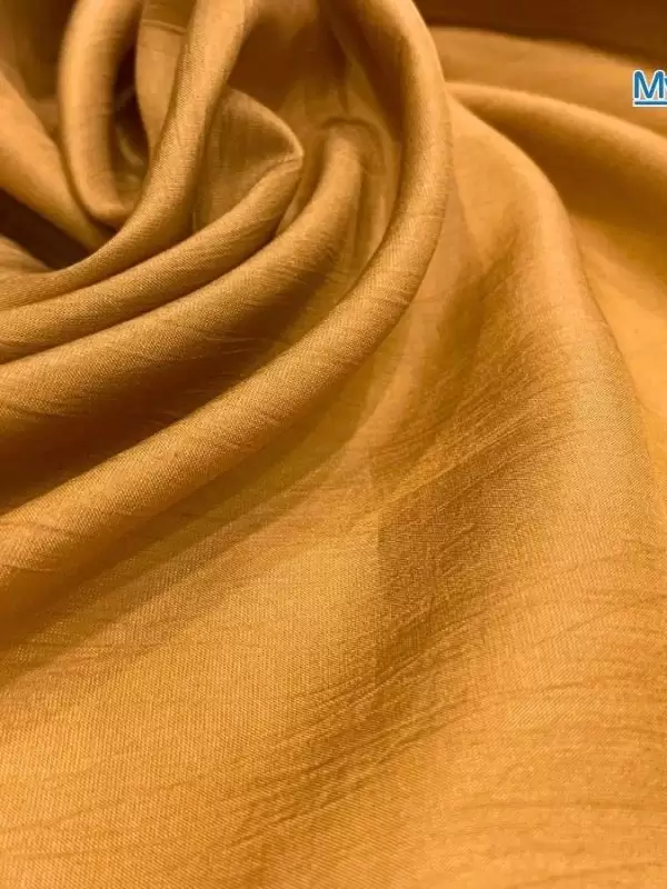 Khăn lụa vuông tơ tằm trơn màu vàng đồng