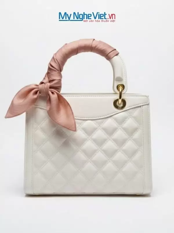 Khăn lụa vuông tơ tằm trơn màu nâu hồng