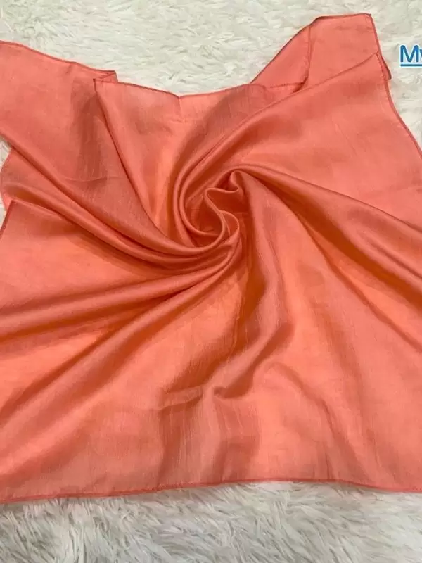 Khăn lụa vuông tơ tằm trơn màu cam hồng