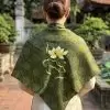 Khăn lụa tơ tằm thêu hoa sen họa tiết trống đồng