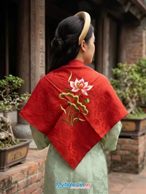 Khăn lụa tơ tằm thêu hoa sen họa tiết trống đồng