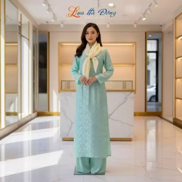 Khăn Lụa Vuông Tơ Tằm Thêu Hoa Sen Họa Tiết Hoa Cúc Màu Vàng Mỡ Gà