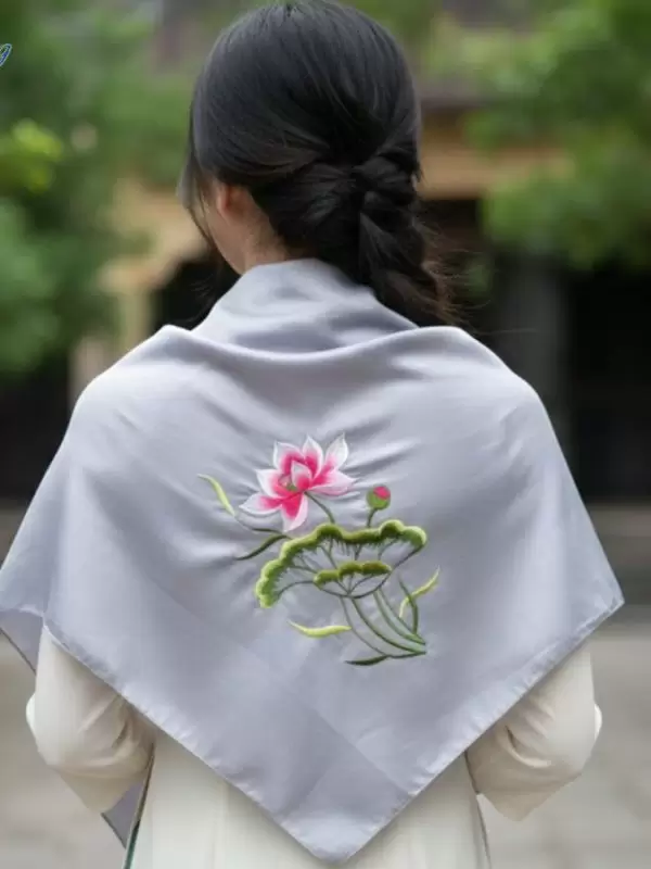 Khăn Lụa Vuông Tơ Tằm Thêu Sen Trơn Màu Xám