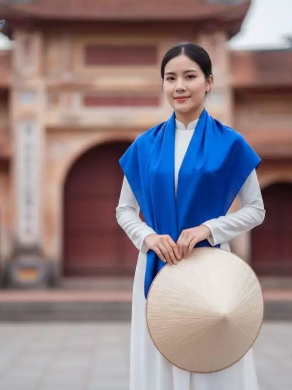 Khăn vuông lụa tơ tằm trơn màu xanh navy