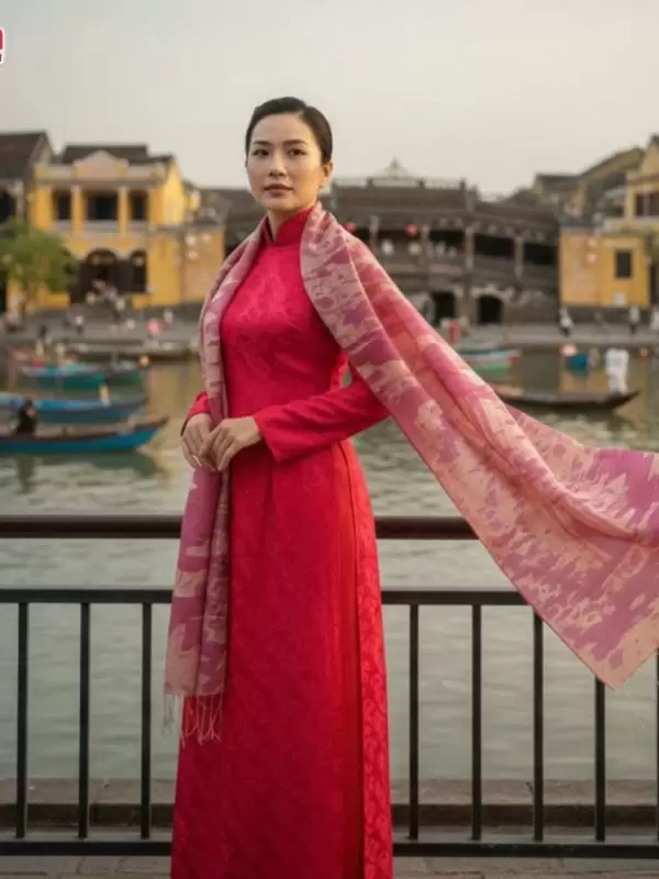 Khăn loang lụa tơ tằm