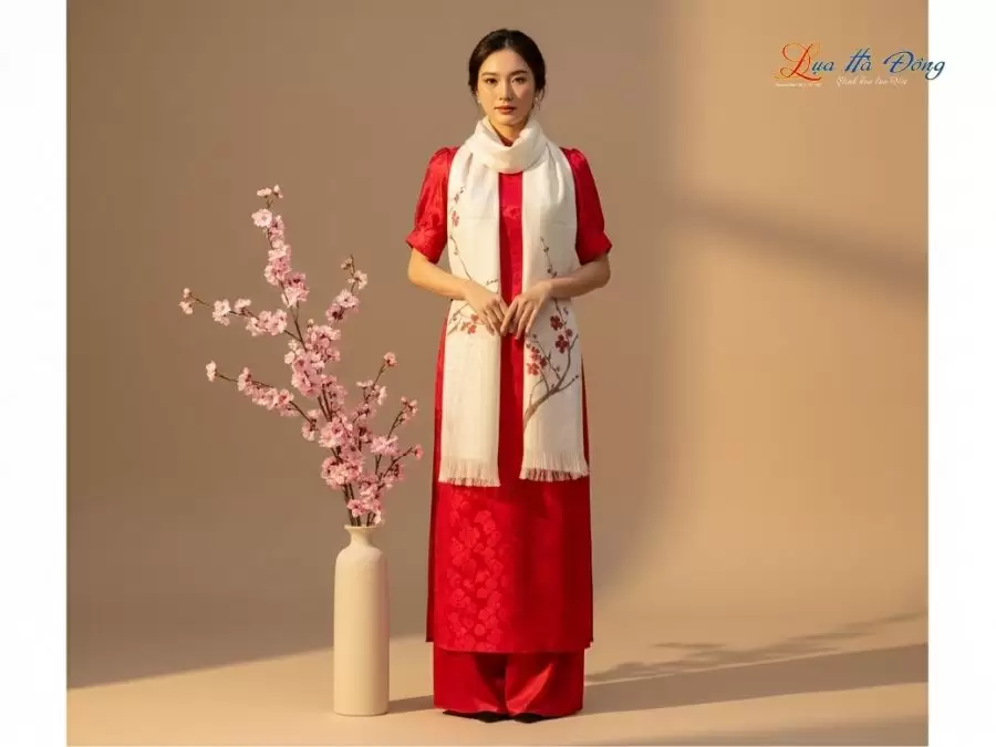 Khăn lụa dệt hoa vẽ tay 100% silk cao cấp