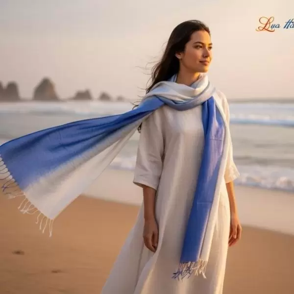Khăn lụa tơ tằm loang màu xanh dương 100% silk