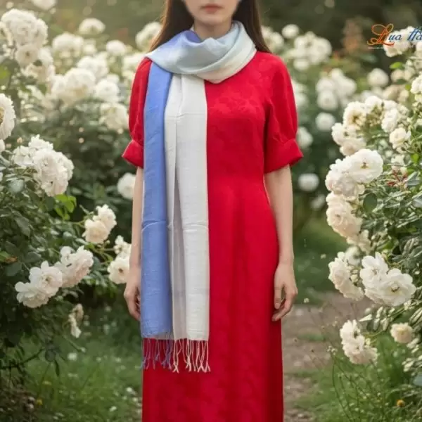 Khăn lụa tơ tằm loang màu xanh dương 100% silk