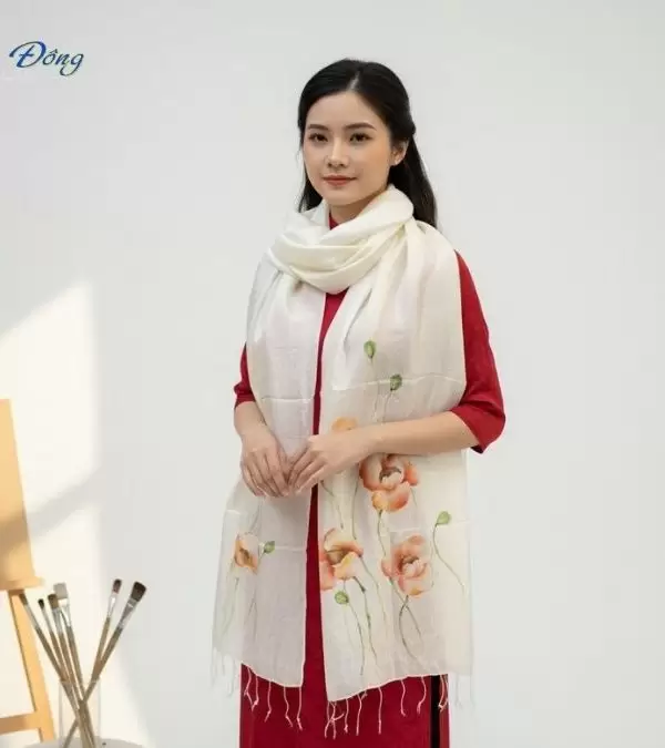 Khăn lụa tơ tằm vẽ tay hoa tua rua 100% silk