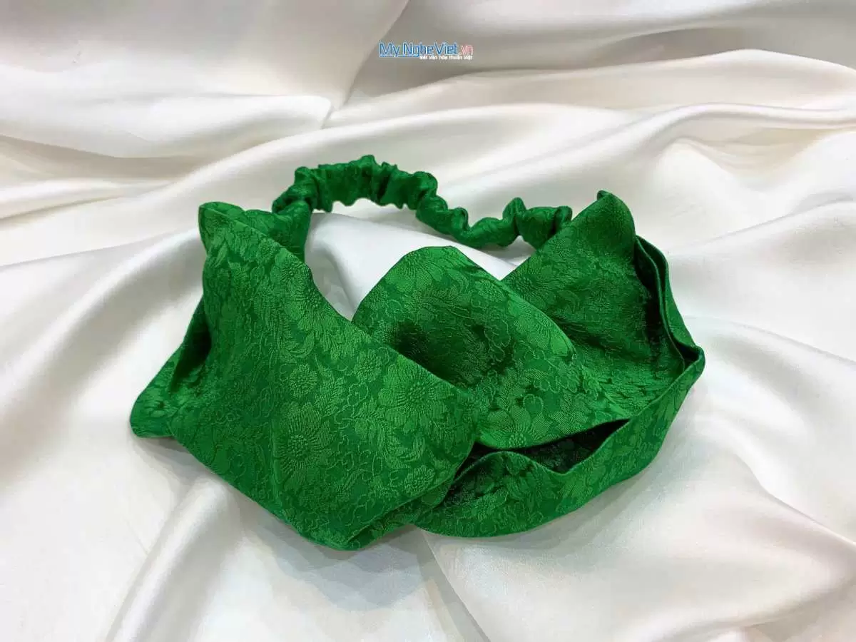Băng đô cài tóc lụa Hà Đông màu xanh lá - Ảnh 2