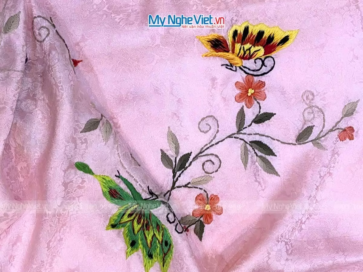 Vải lụa áo dài cúc hồng thêu tay 2.5m khổ 1.2m MNV-LNLTT-03