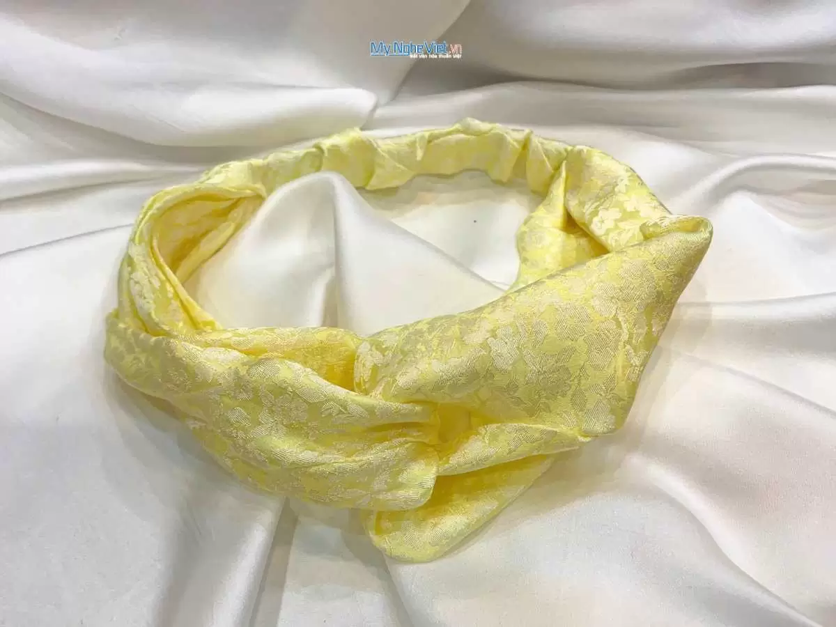 Băng đô cài tóc lụa Hà Đông màu vàng - Ảnh 2