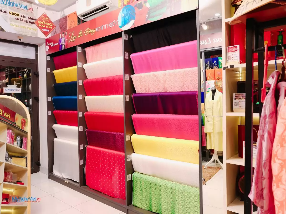 Vải Lụa Hà Đông Đuôi Công hồng cam 3.7m MNV-LHD37/20 - Ảnh 3