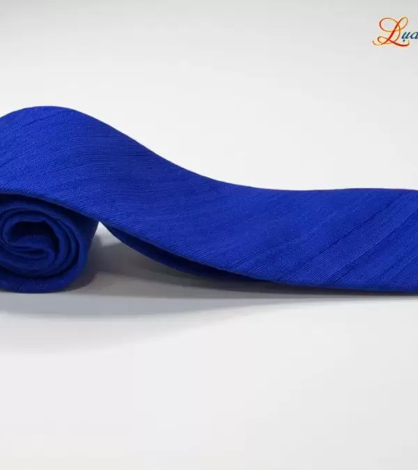 Cà vạt lụa đũi cao cấp màu xanh dương