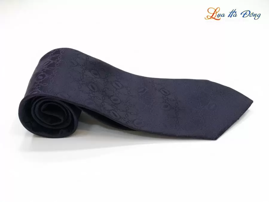 Cà vạt lụa tơ tằm họa tiết hoa bốn cánh tím