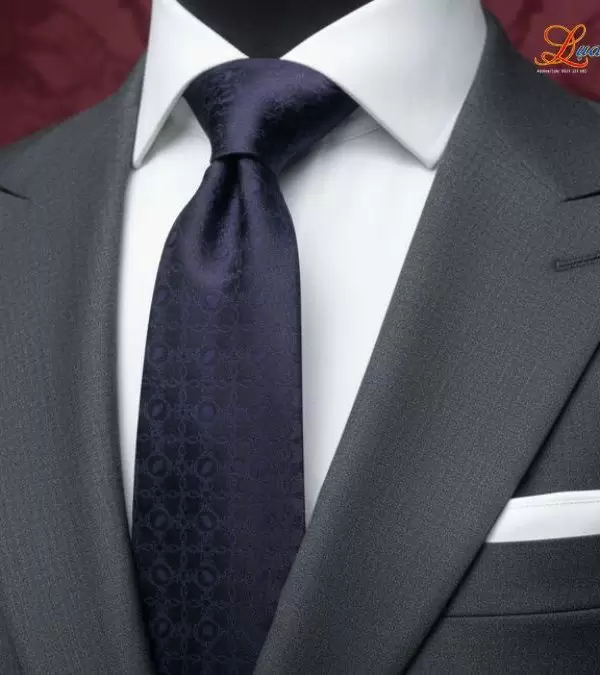 Cà vạt lụa tơ tằm họa tiết hoa bốn cánh tím