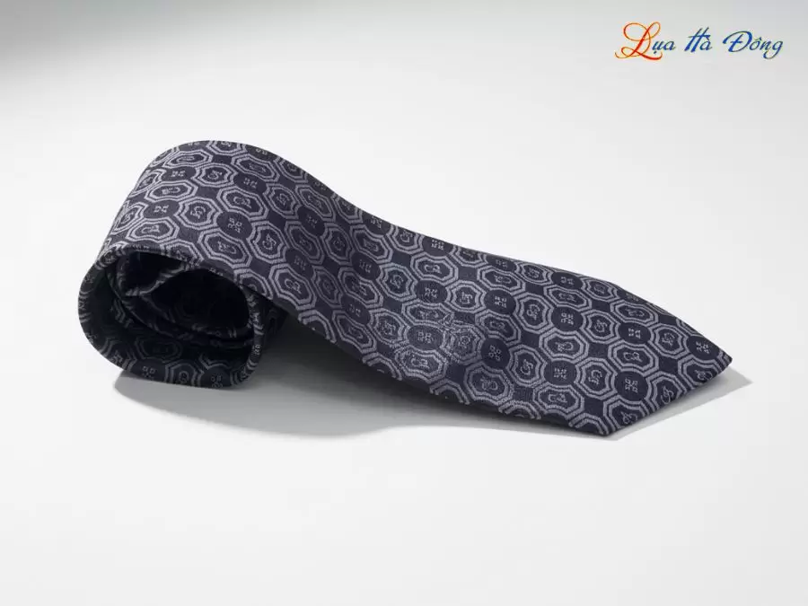 Cà vạt lụa tơ tằm họa tiết ô vuông xám
