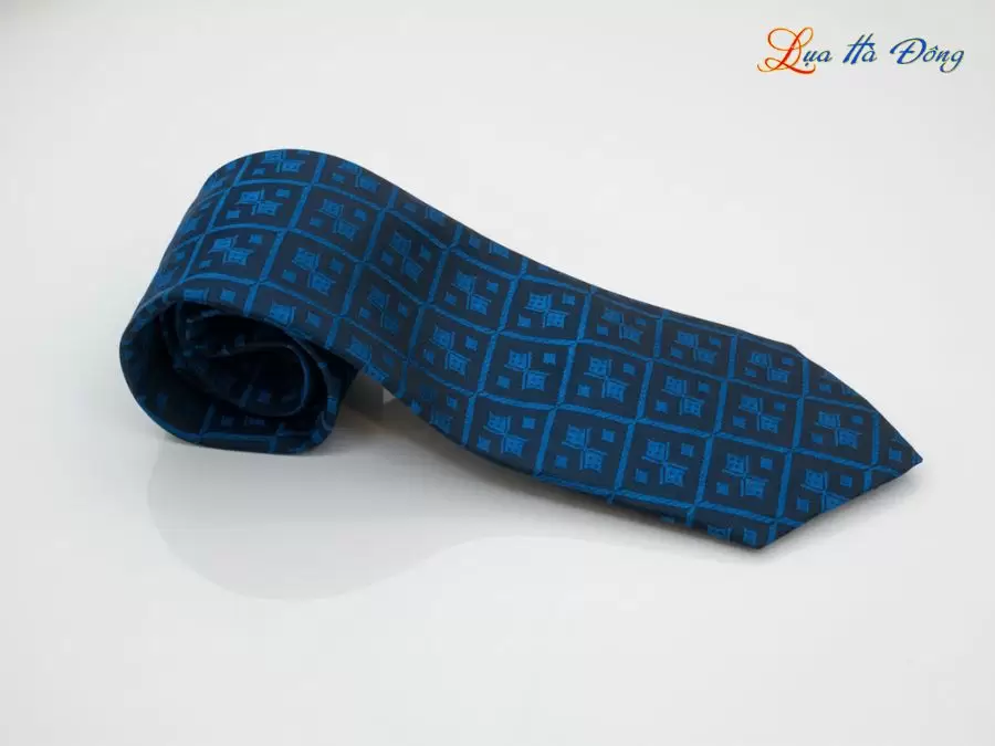 Cà vạt lụa tơ tằm họa tiết ô vuông xanh dương