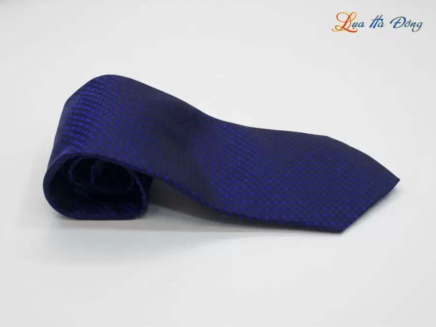 Cà vạt lụa tơ tằm họa tiết ô vuông xanh dương