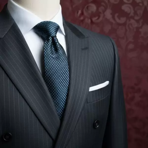 Cà vạt lụa tơ tằm họa tiết ô vuông xanh nhạt MNV-CRV66