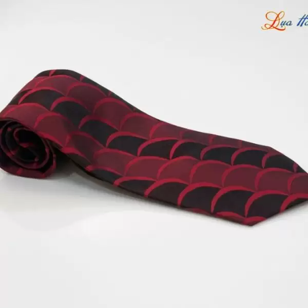 Cà vạt lụa tơ tằm họa tiết sóng đỏ đen