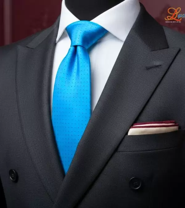 Cà vạt lụa tơ tằm họa tiết xanh chấm bi đen