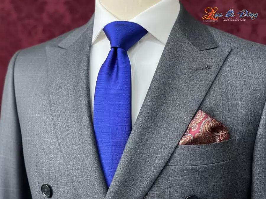 Cà vạt lụa tơ tằm trơn màu xanh dương