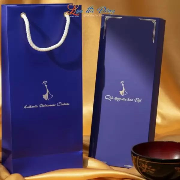 Alternative view of Cà vạt lụa tơ tằm họa tiết ô vuông xanh đen MNV-CRV55