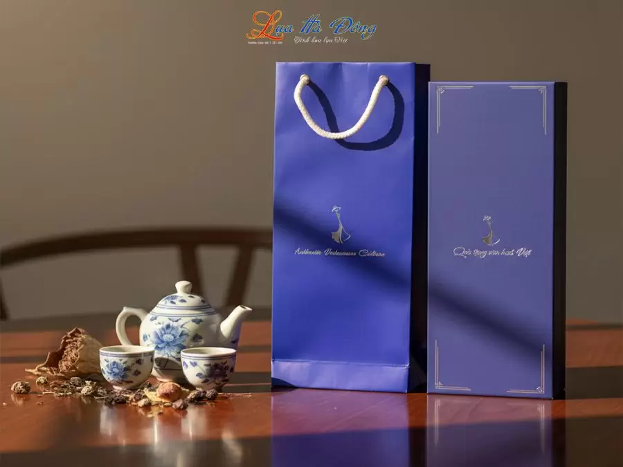 Cà vạt lụa tơ tằm họa tiết ô vuông đỏ MNV-CRV09 - Ảnh 6