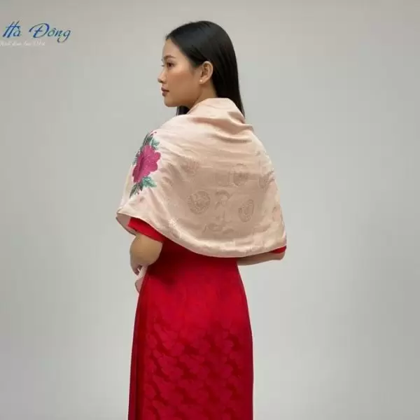 Khăn lụa thêu tay song thọ hồng phấn