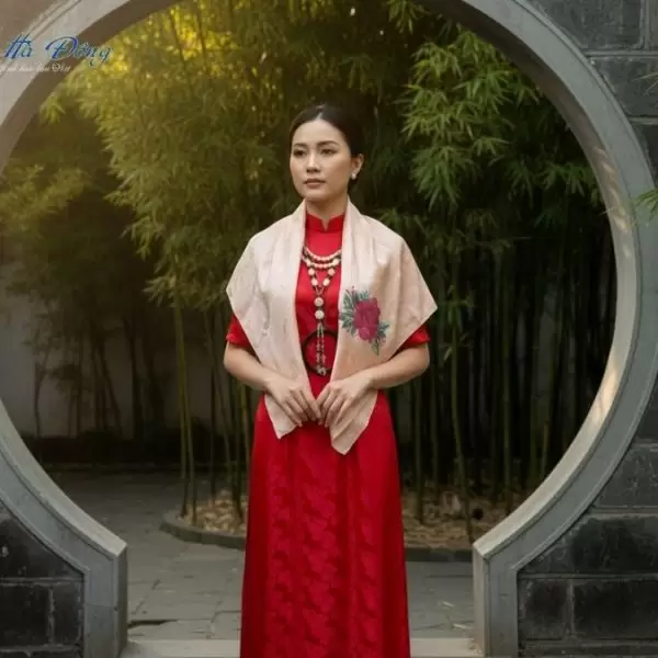 Khăn lụa thêu tay song thọ hồng phấn