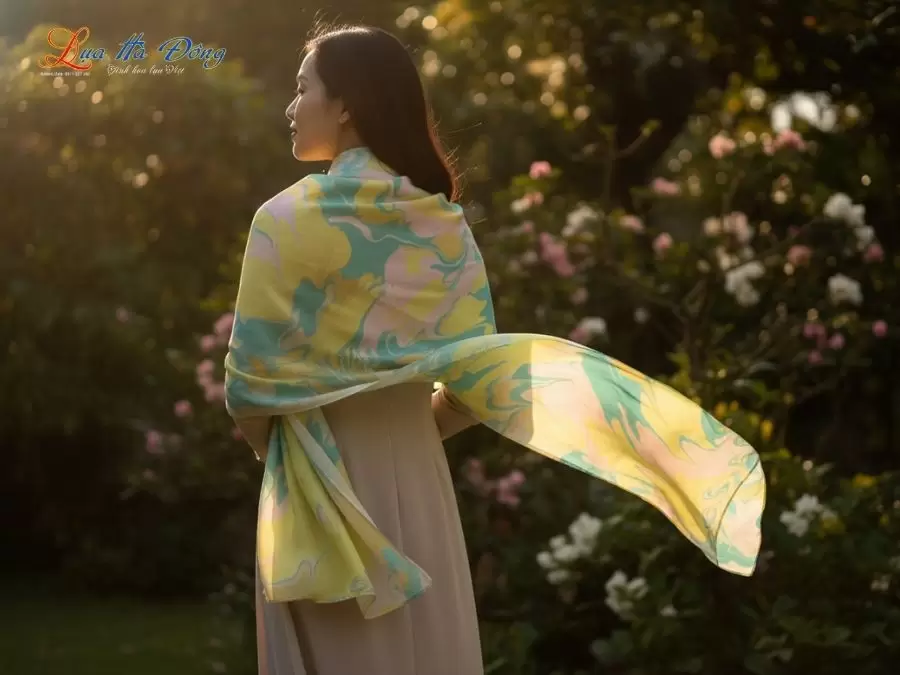 Khăn Lụa Tơ Tằm Thủy Ấn