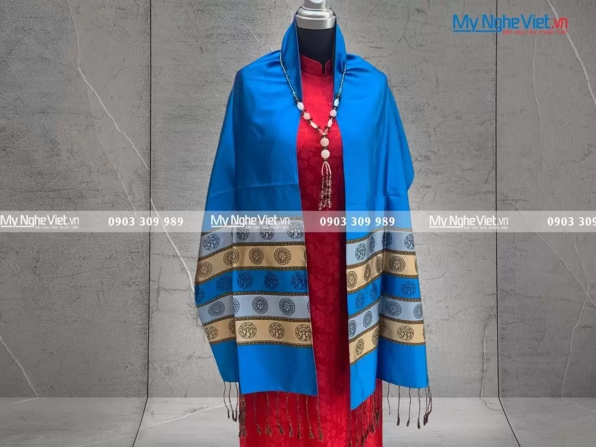 Khăn Lụa Họa Tiết Văn Miếu Quốc Tử Giám MNV-KLLS36180-2.1 - Quà tặng đối tác ý nghĩa - Ảnh 2