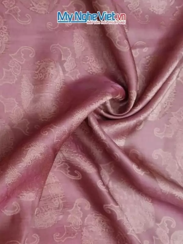 Alternative view of Bộ Áo Dài Lụa Hà Đông Họa Tiết Thọ Dơi Hồng Đất khổ 70% tơ tằm 1m2 x 2.7m MNV-LNL121/TD22