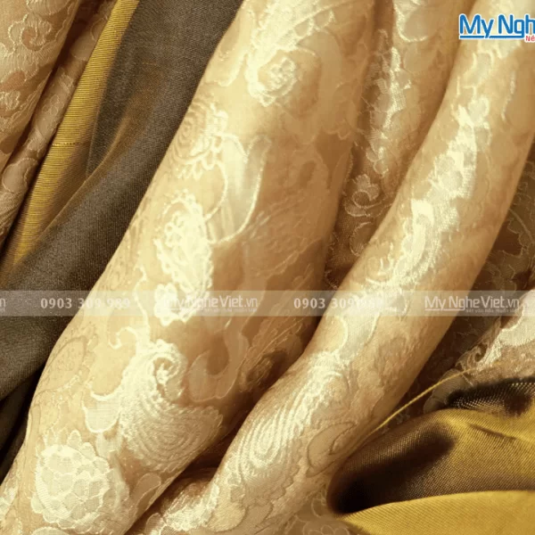 Alternative view of Vải Áo Dài Lụa Hà Đông Họa Tiết Đuôi Công 70% tơ tằm MNV-LNL122