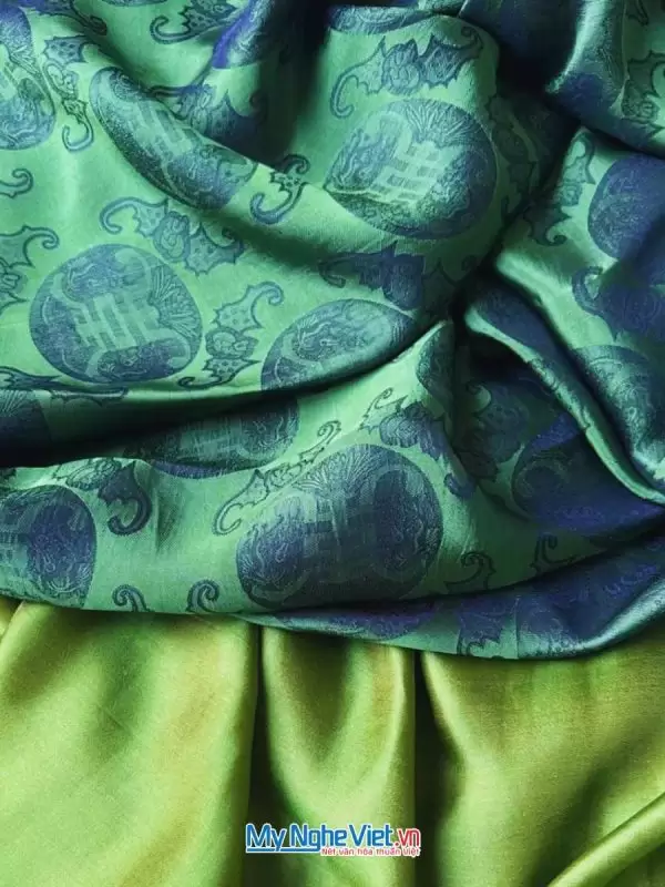Alternative view of Vải Lụa thọ dơi xanh rêu 1m khổ 1.2m LNL121-2