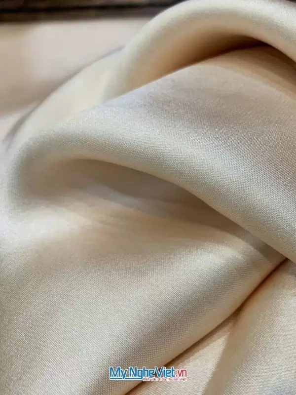 Alternative view of Vải lụa satin trơn ngọc trai 2.3m khổ 90cm