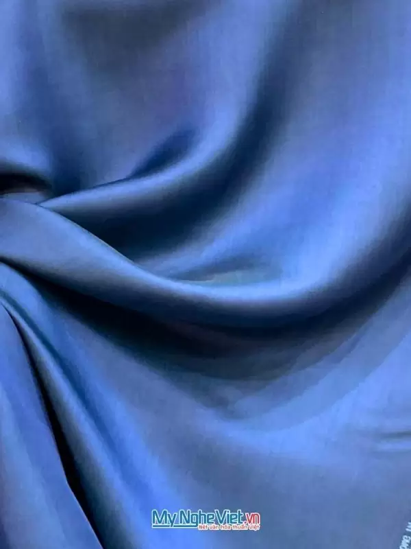 Alternative view of Vải lụa satin trơn xanh tím than 2.3m khổ 90cm