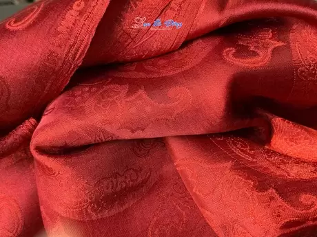 Vải lụa Hà Đông đỏ đô Thọ Dơi khổ 1m2 x 2m7 MNV-LNL2204/10 - Ảnh 3