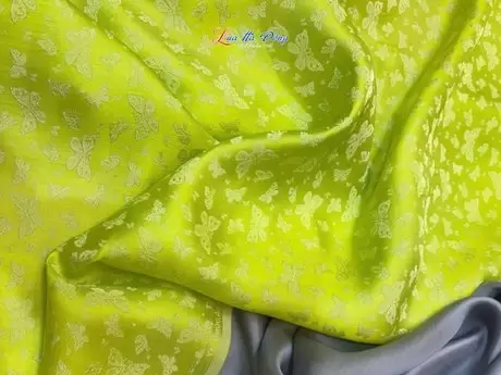 Alternative view of Lụa áo dài Hà Đông bươm bướm xanh cốm 3.7m MNV-LHD41
